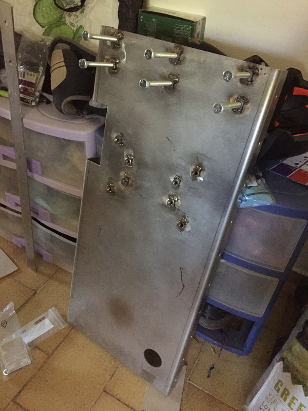 8A9EED53-809C-4817-9B28-04F52017BFED