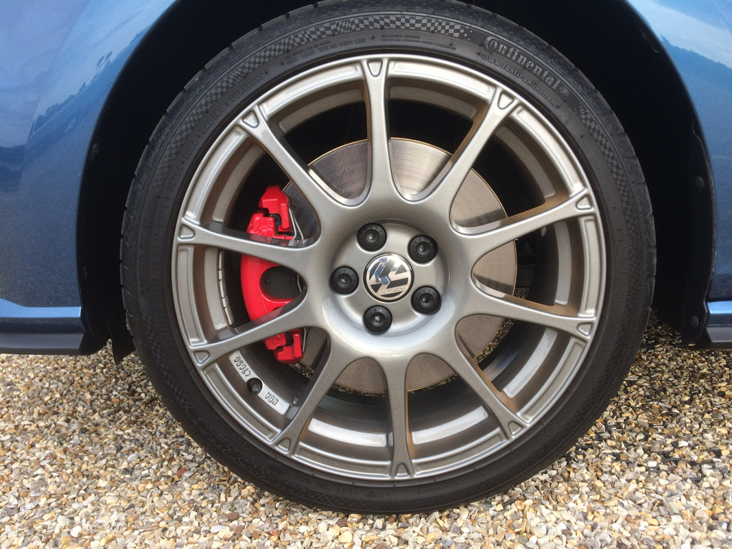 AFEE3963-2756-423E-801F-BD22495DD4E6