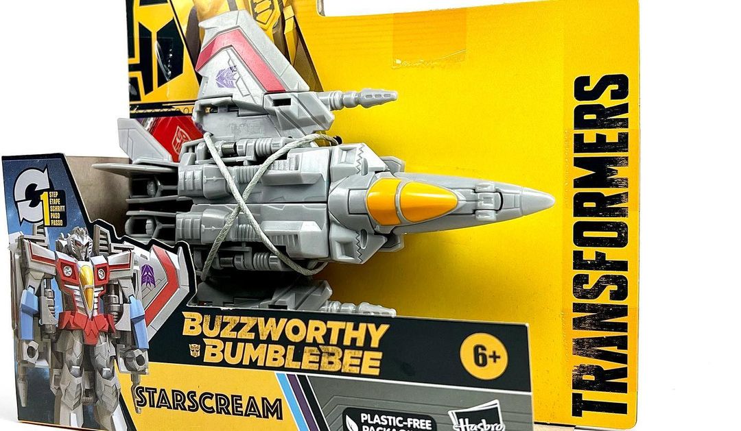 Buzzworthy-Bumblebee-Cyberverse-Starscream-02
