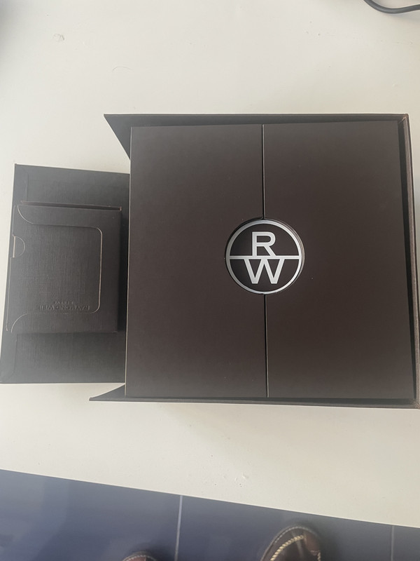 FB24061A-5689-43D7-9BB0-5C8070EA5AB7