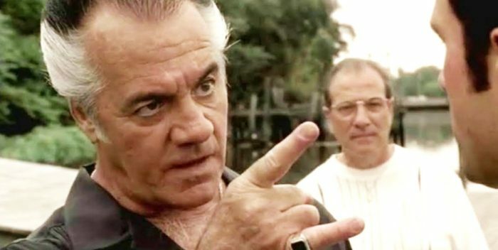 paulie-walnuts-tony-sirico-700x352