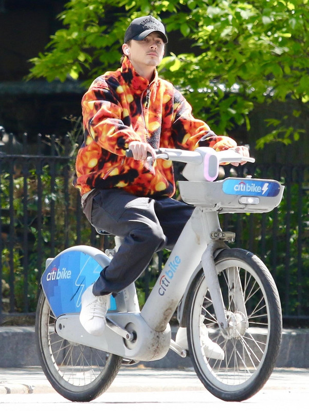 2026 May 1 NYC HHRLUz Pas AAHKg G