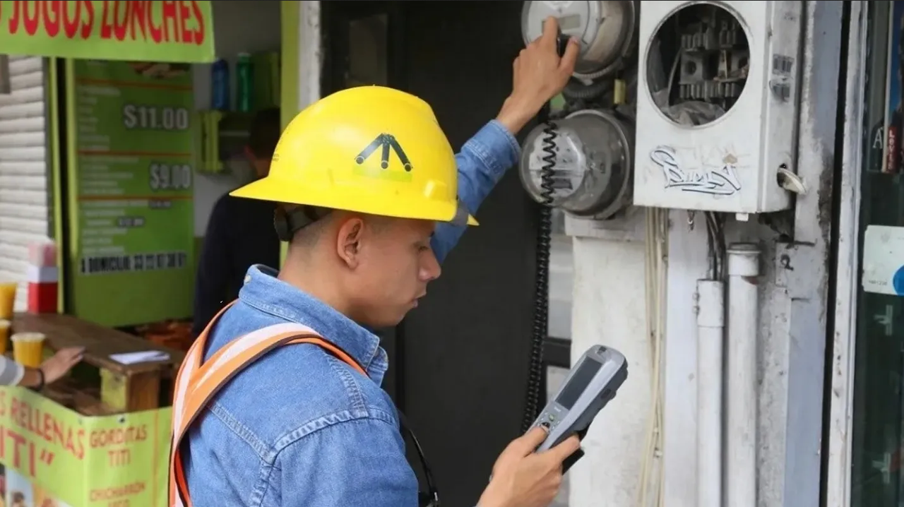 Recibo de luz en Argentina podría aumentar un 89% por la inflación