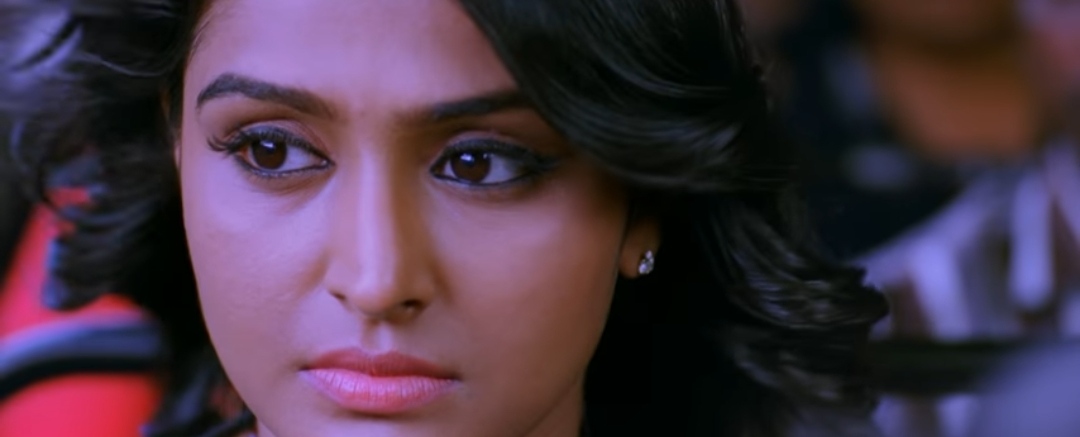 Left Right Left Movie Screenshot
