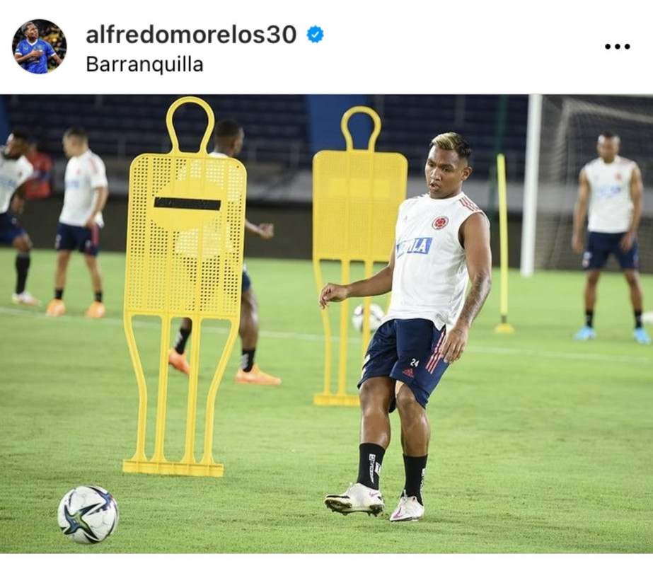 18059CC4-C5E9-484B-BF3F-B11DB768C627