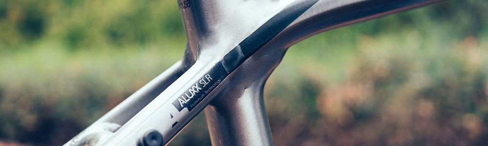Gráfico de la tecnología de aluminio ultraligero Giant ALUXX SLR.