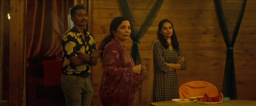 Family Drama 2024 WebRip [Kannada] 480p, 720p ESub Screenshot