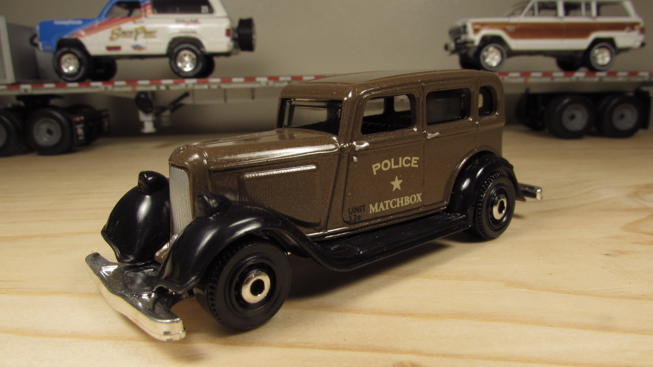 matchbox 33 plymouth pc sedan
