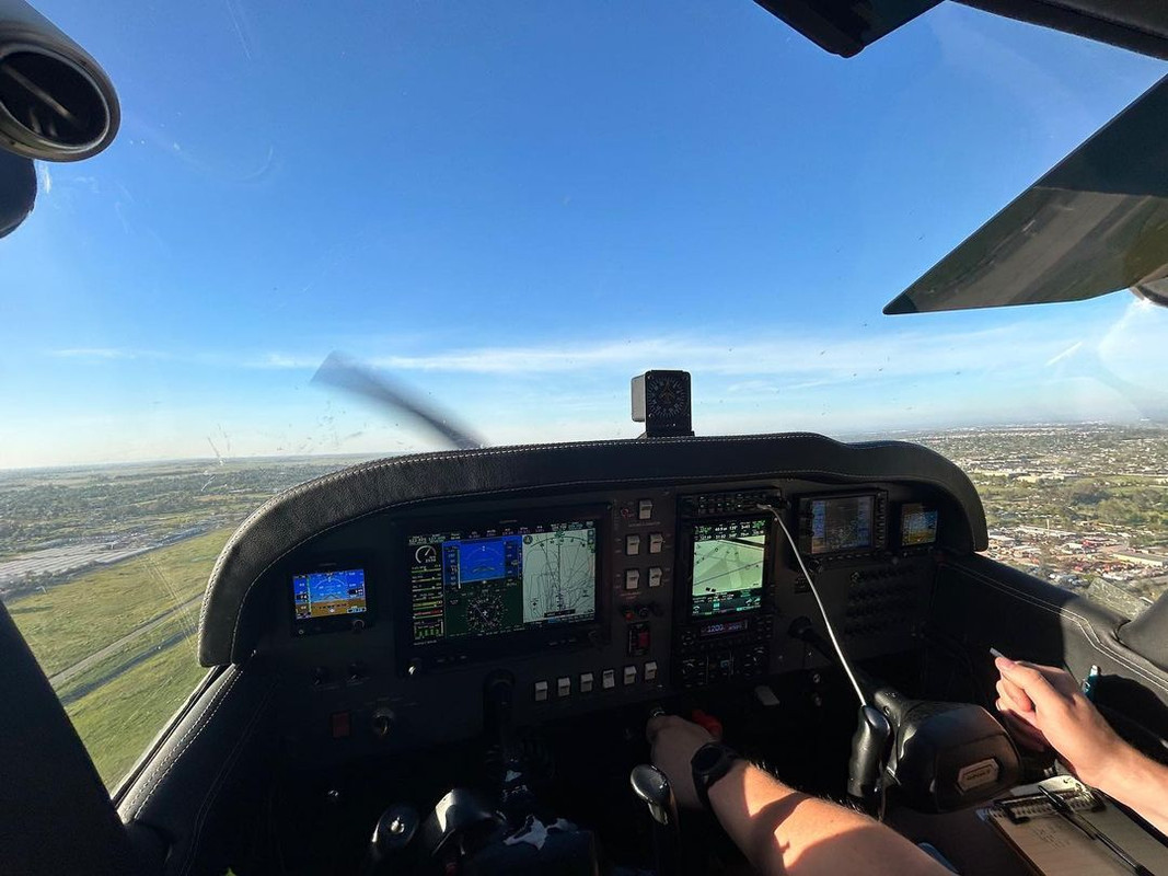 flight school mesa az