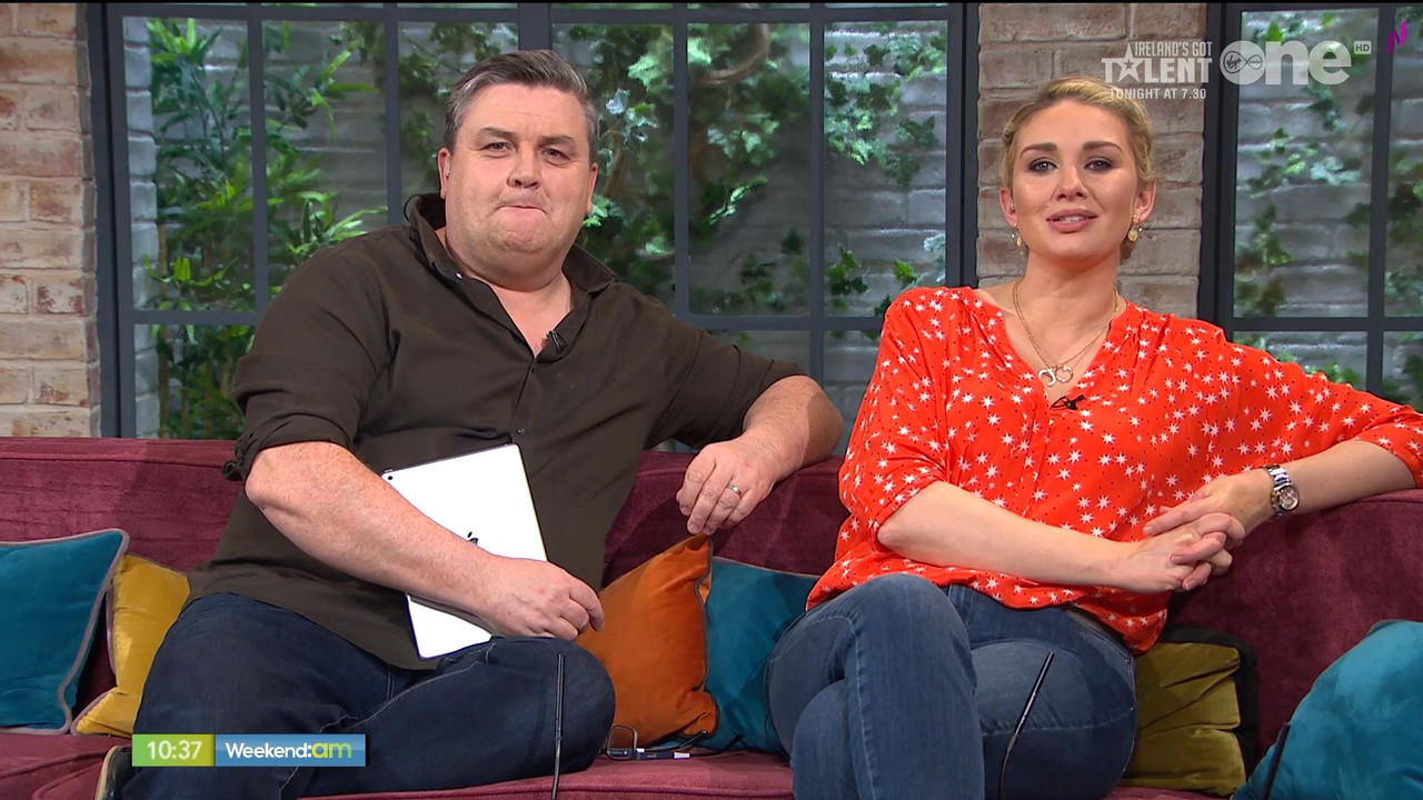 16 March - 09.00.00 - Weekend AM. Simon Delaney and Anna Daly pr