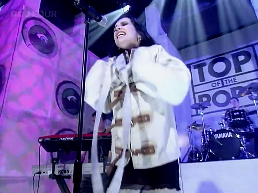 Lucid I Can t Help Myself 7