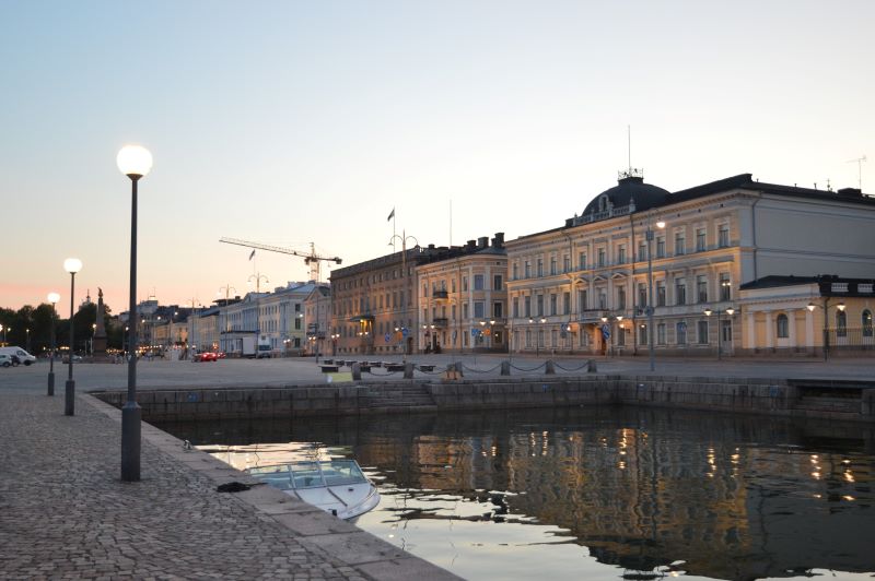 Finlandia con finlandeses y un poco de Estocolmo - Blogs de Finlandia - Día 3: Playa y salsa en Helsinki (9)