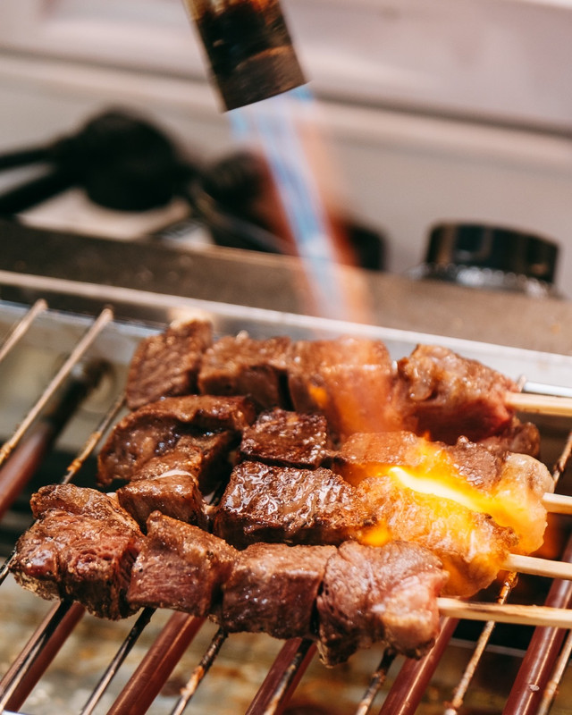 5] เนื้อวากิวนำเข้า ย่างเสียบไม้ ร้าน Gyukimaru