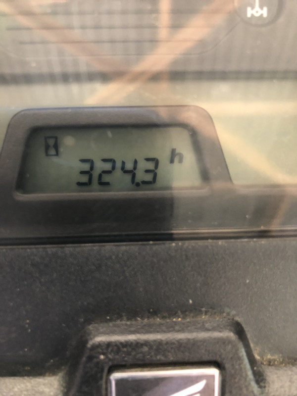 8AE36858-E835-48F6-B5A3-BBFA77144021