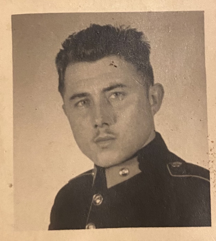 Martin-Snijkers-vader-van-Beatrijs-Snijkers-eerste-Nederlandstalige-vrouwelijke-rijkswachter-te-paar