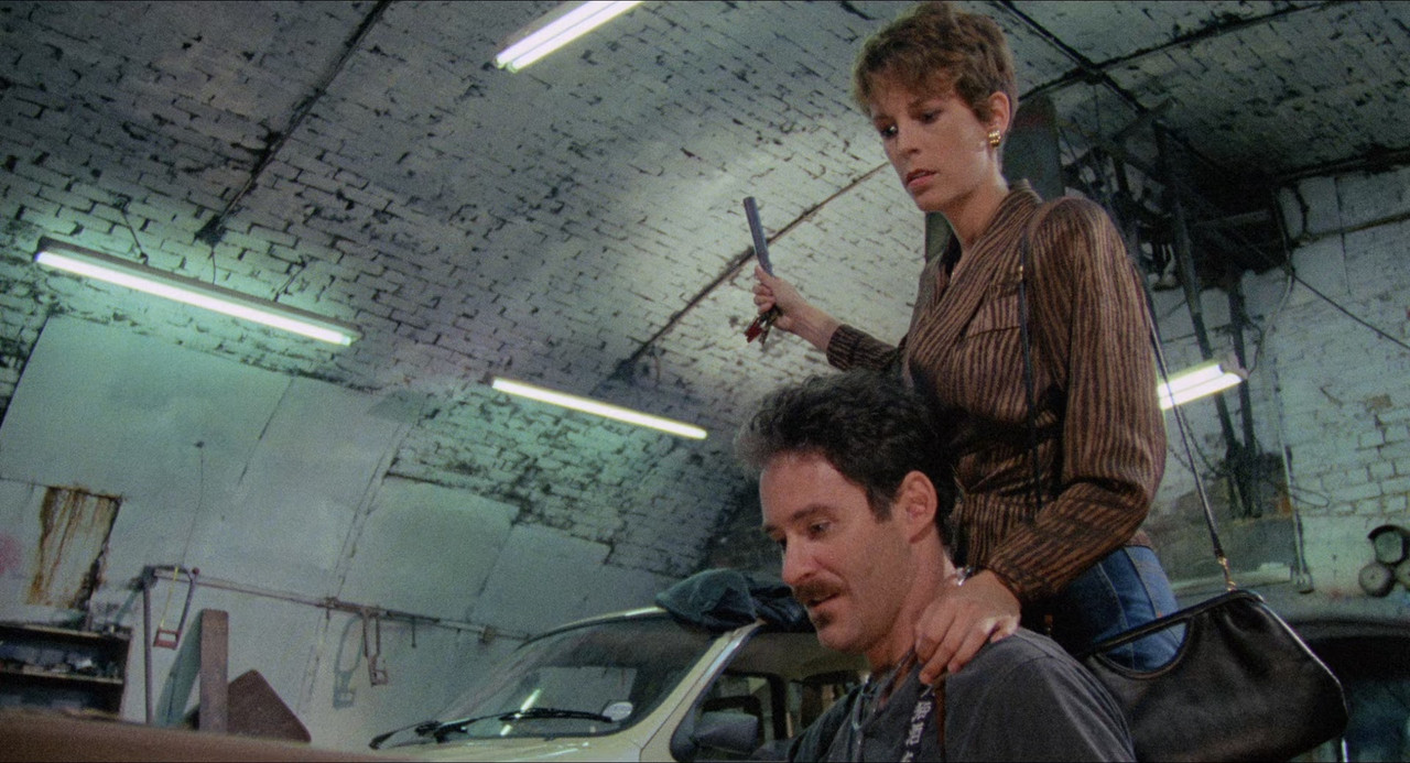 A Fish Called Wanda 1988 RM4K.mkv_snapshot_00.14.47_[2017.12.06_