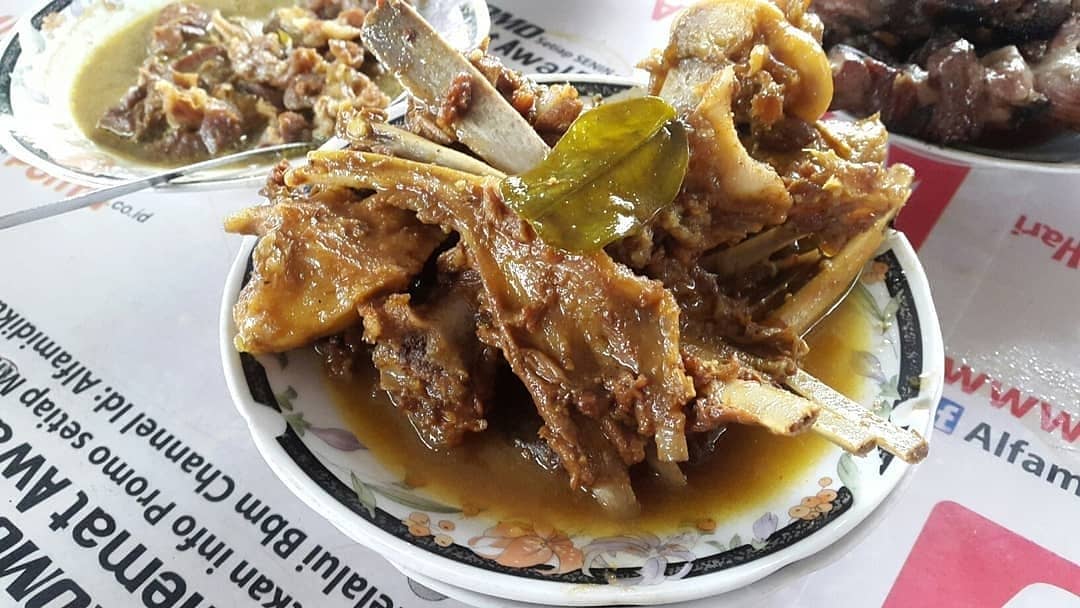 Tengkleng di Warung Sate Klathak Pak Pong