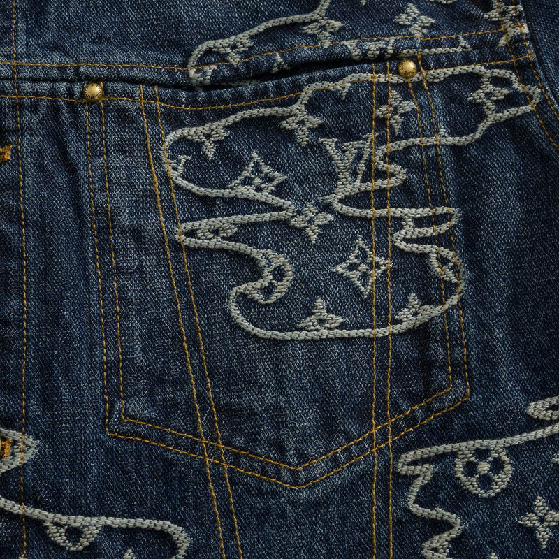 2025-10-18-23-33-IMG-8514