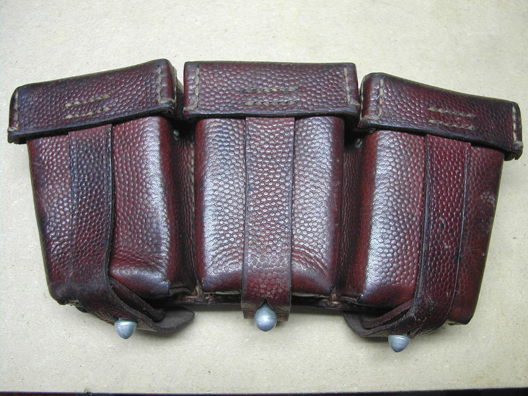1939 dated K98 mag pouch by Joseph Moll