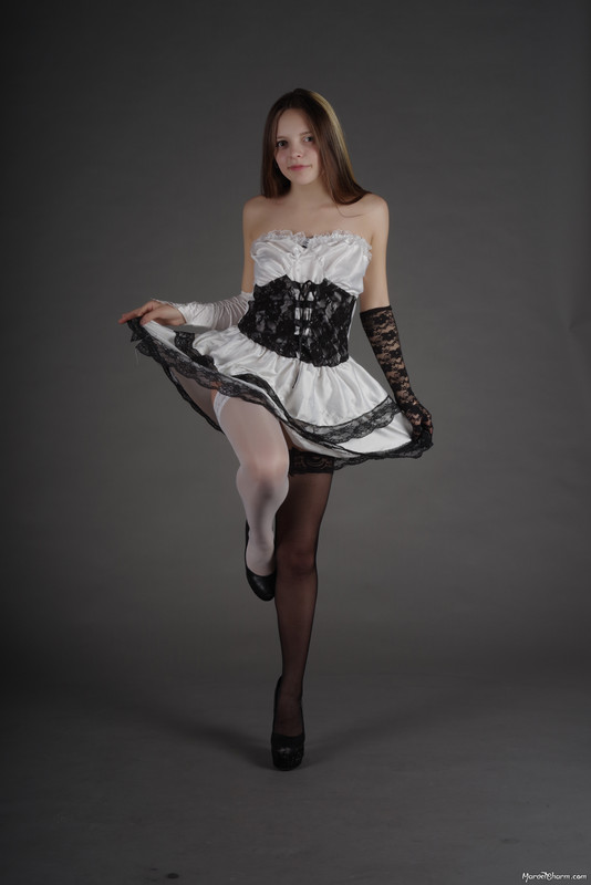 MarvelCharm_Nika-Light-Dark-115