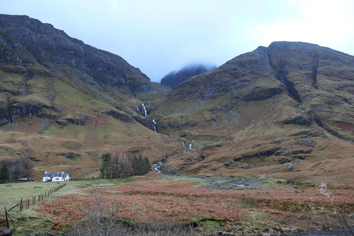 05AEB154-E4F1-4F9E-A363-446629789BA6