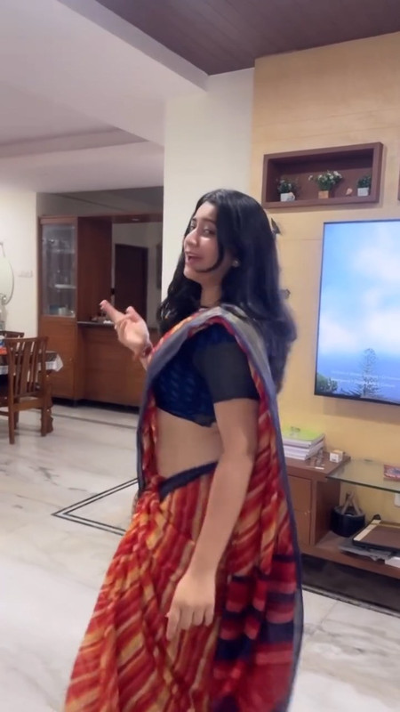 k sudha sexy tummy and navel in red saree mp4 snapshot 00 09 746