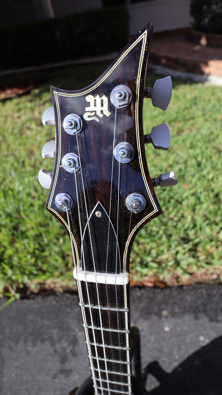 headstock.jpg