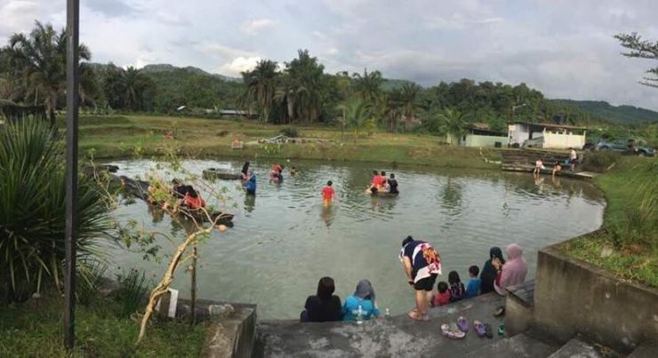 kolam air panas sungai Lalang