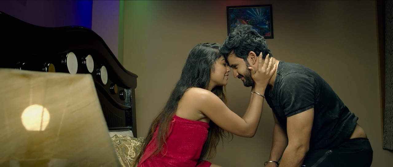 Pyar Hi Pyar 2021.1080p.AMZN.mkv_snapshot_21.14_[2021.07.09_16.48.26]