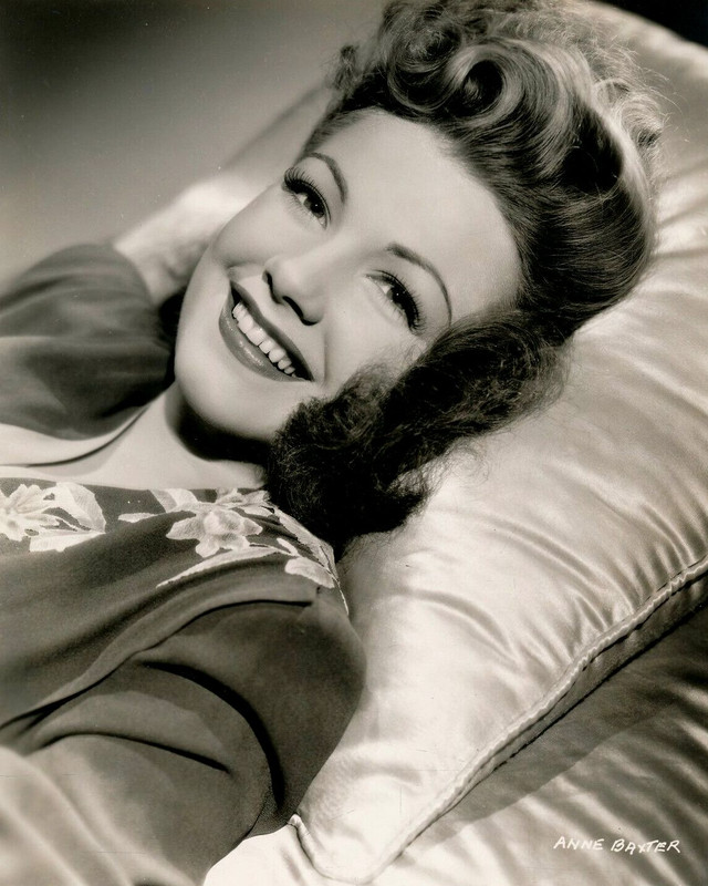 Anne Baxter b08