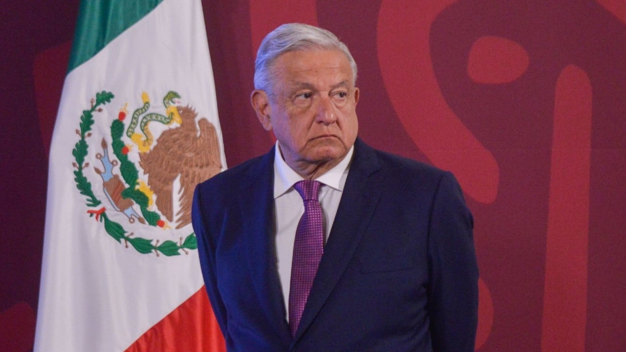 AMLO pide al SAT investigar corrupción en equipos de fútbol