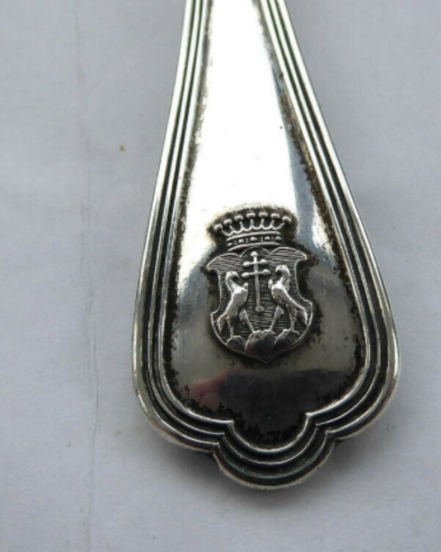 unbekanntes Wappen (Large)