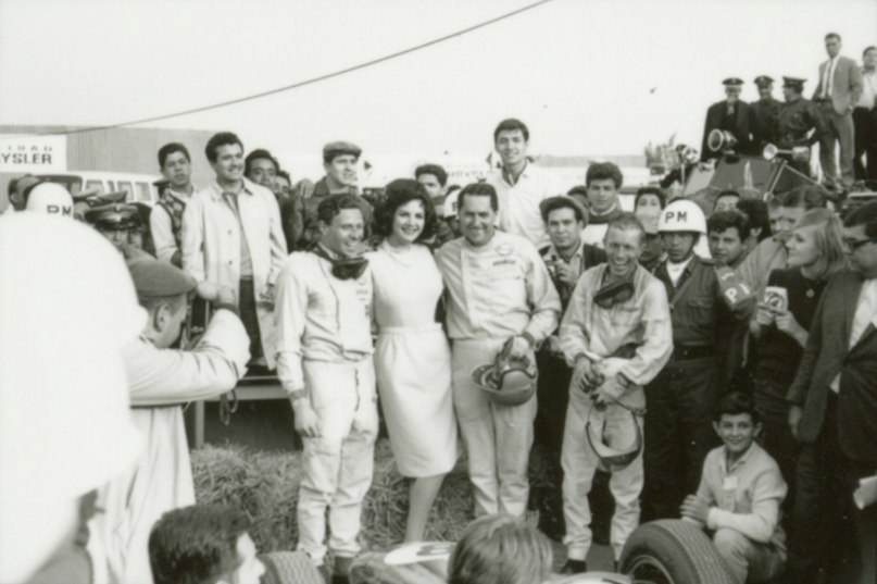 1963 мекс подиум