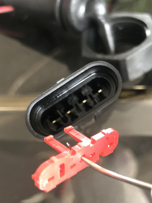 052D60ED-76E8-4EDC-8646-E53F922D51E1