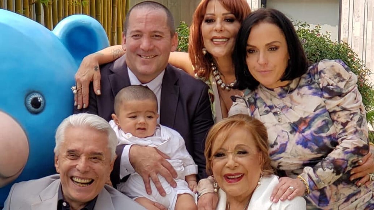 Enrique Guzmán es cuestionado sobre la detención de Frida Sofía