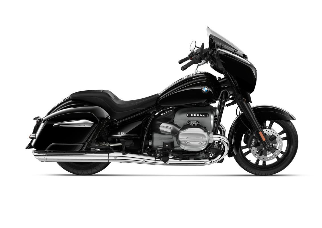 P90569058_highRes_bmw-r-18-roctane-r-1