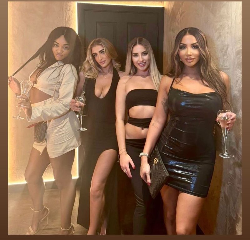 [Image: Screenshot-20241115-174419-com-instagram...926478.jpg]