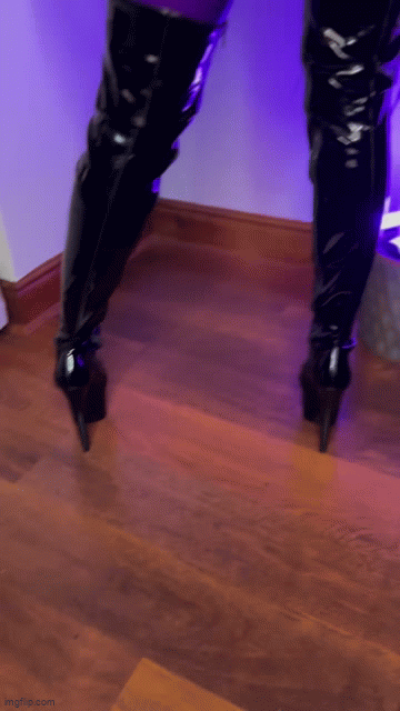 [Image: 9rdmbo.gif]