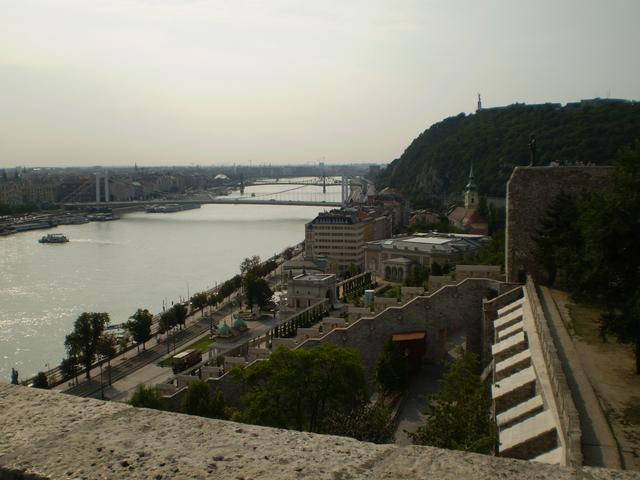 Día 3 jueves 22 de Agosto museos hospital de la roca, de historia militar - Budapest, centro de Europa (7)