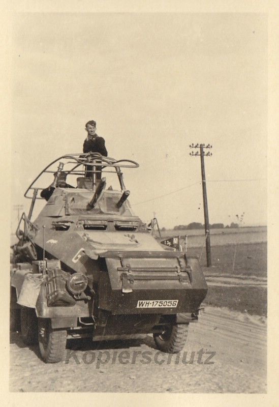 deutscher Panzerspähwagen 8 - Rad Tank bei Witeb
