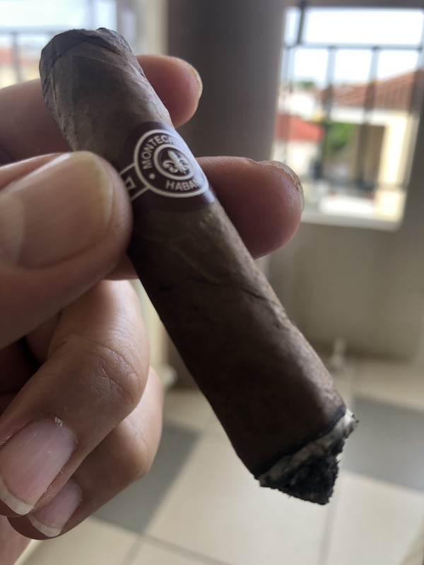 01280C8E-10D9-45B7-81AF-E3AFF17D635B