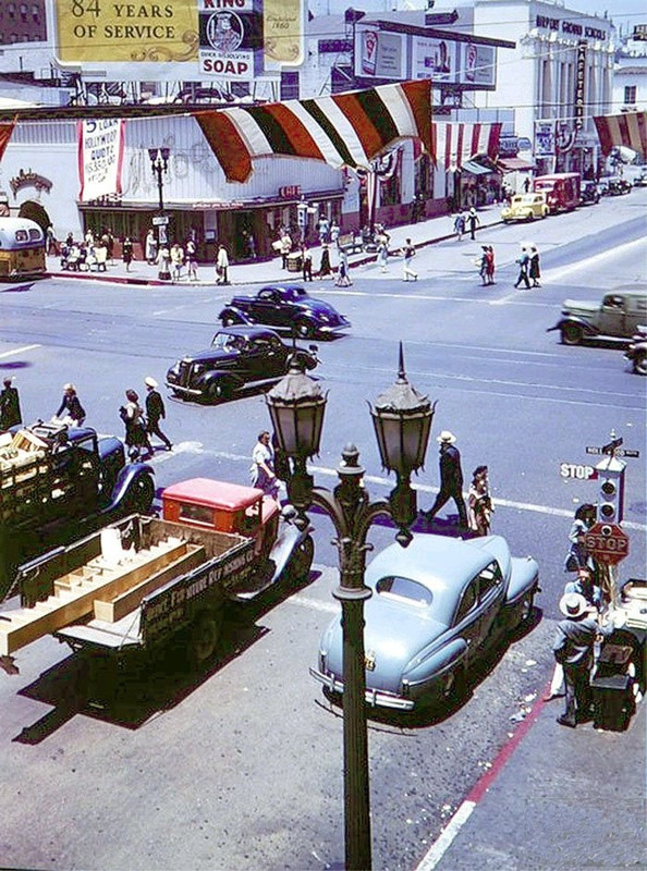 00-1940s-Hollywood-and-Vine.jpg