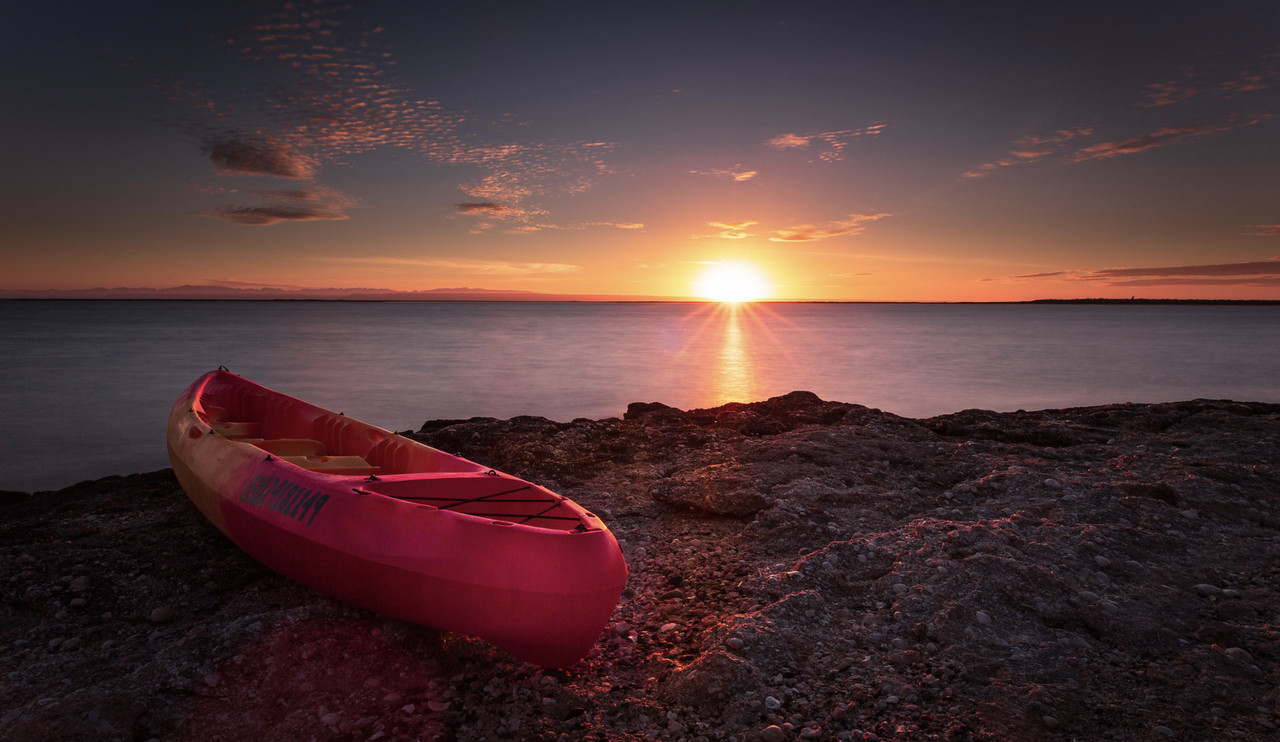 redcanoenight.jpg