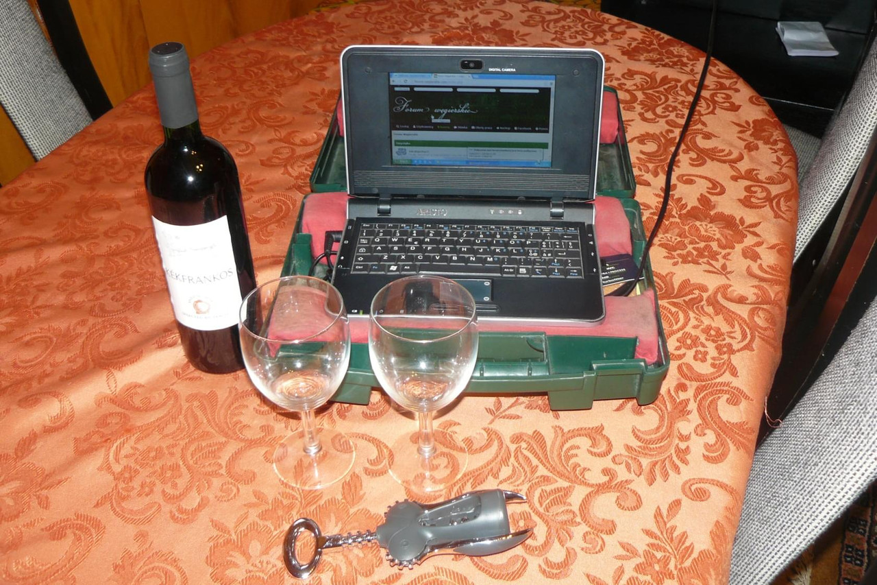 [Obrazek: 2c6e7e69c829d634.jpg]