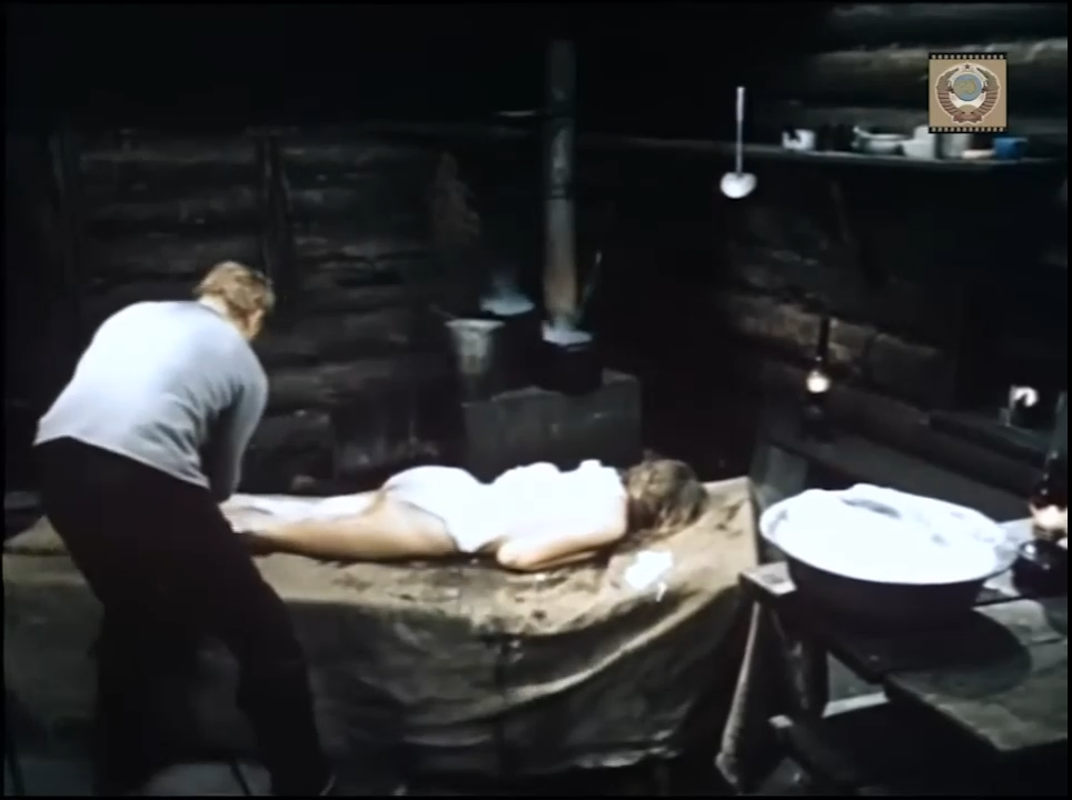ТАЁЖНАЯ ПОВЕСТЬ (1979).mp4_snapshot_00.15.120