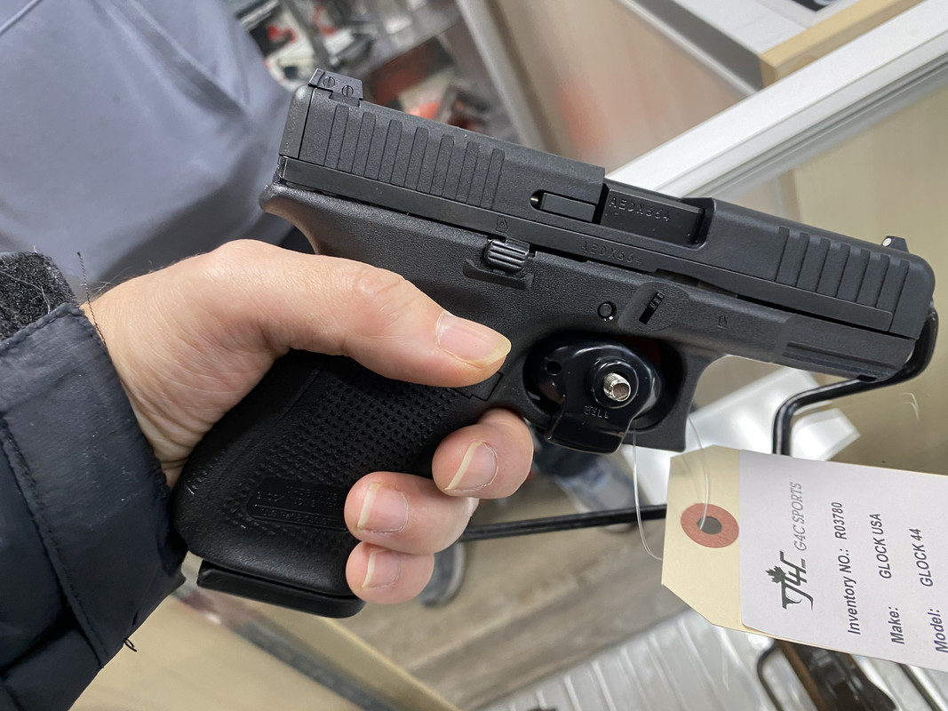 536E2471-6570-41D3-9759-68481D20A3CA