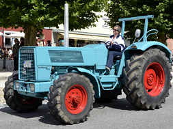 TRACTORES ANTIGUOS - Página 14 HANOMAG-700-DT