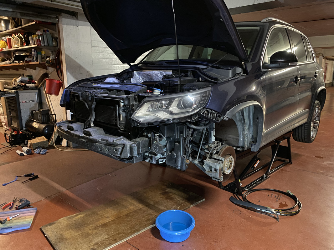 F5986628-6BE2-4B07-B994-D8D1C524CD3E