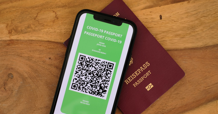 Hackers falsifican Pase Verde en Países Bajos y registran a Hitler como vacunado