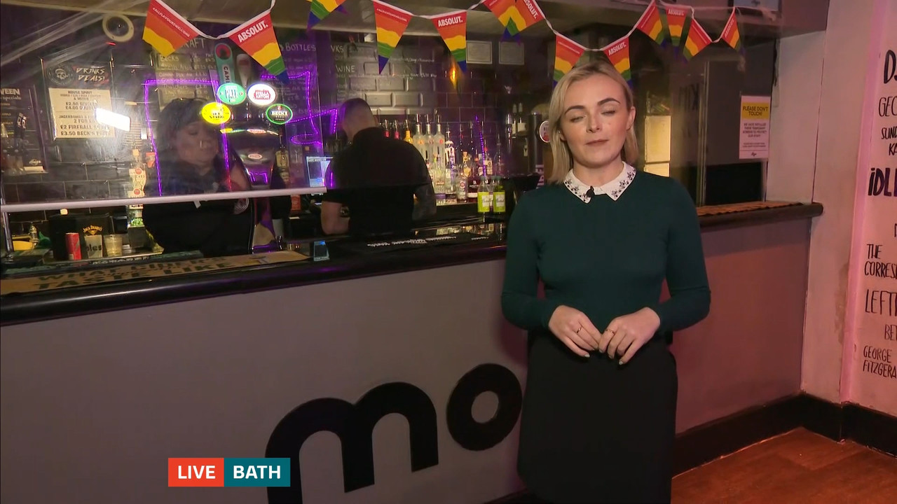 10.27 - 18.00.00 - ITV News London. The latest news in London and the....ts_snapshot_09.56.974